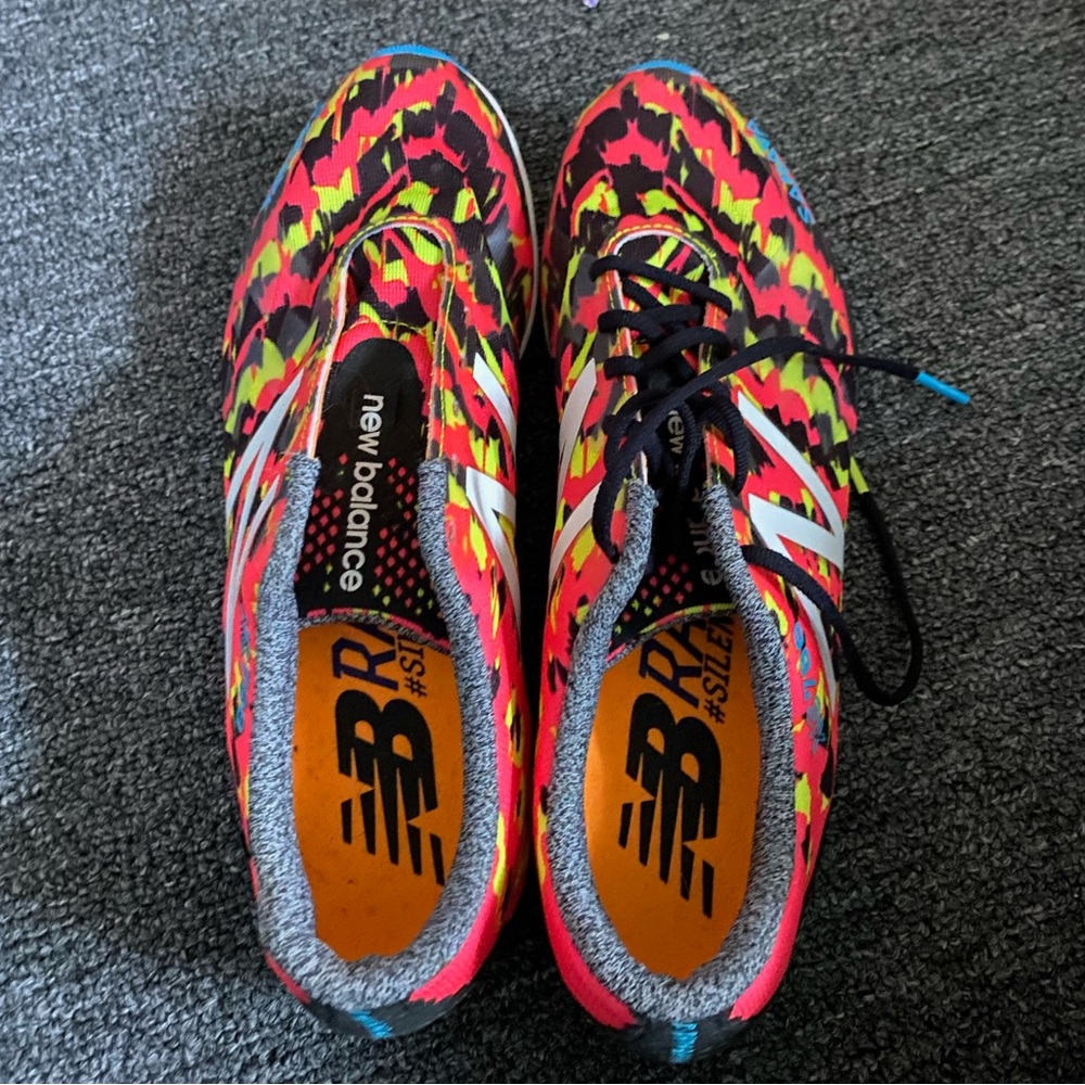 Multicolor, size 8 New Balance Racing flats